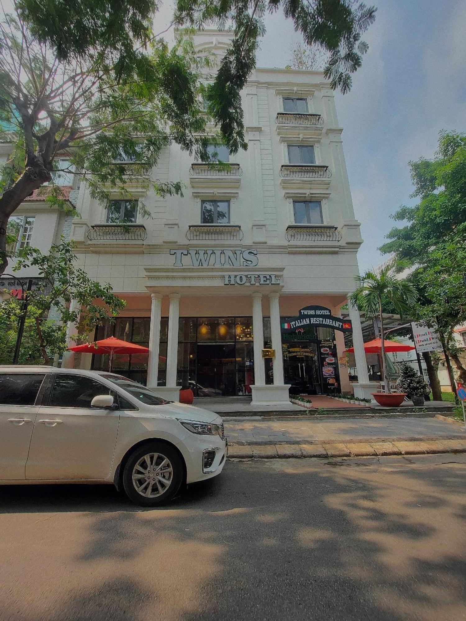 Twins Hotel Ho Chi Minh City Bagian luar foto